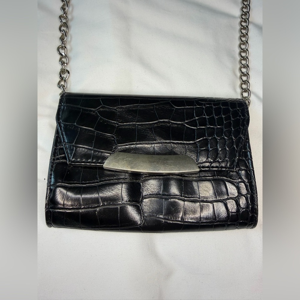 EXPRESS Black Croc-Embossed Chain Shoulder Bag